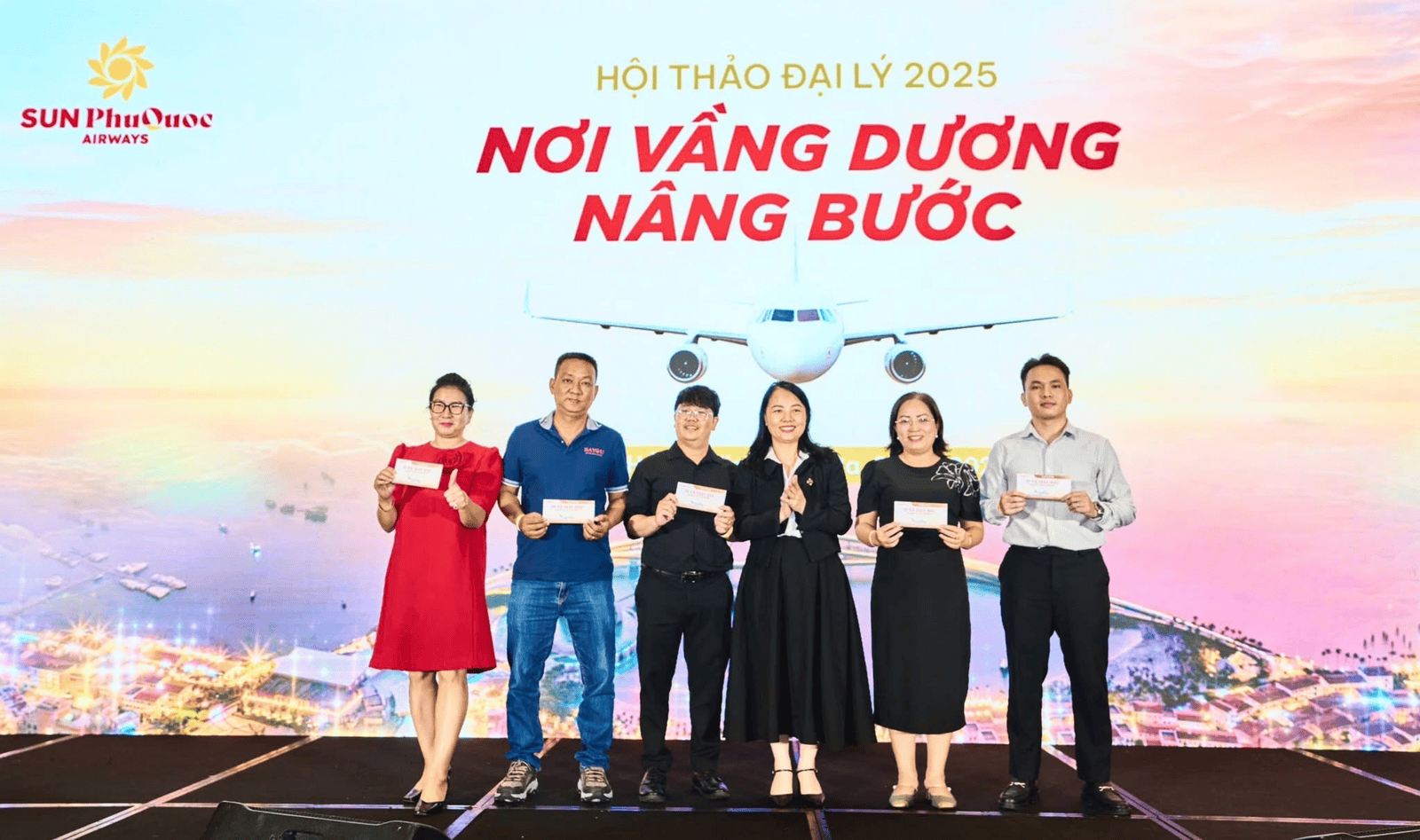 Dấu ấn hành trình 17